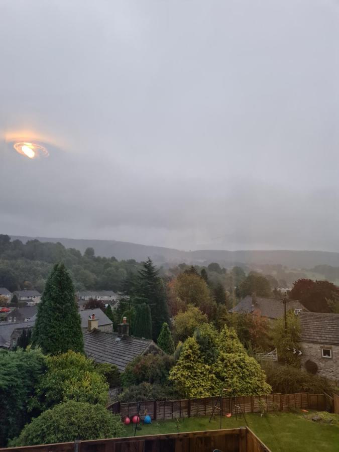 Derwentwater Arms Hotel Curbar Exterior photo